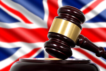 Flagge von Großbritannien, Gericht und ein Richterhammer