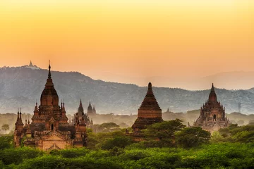 Fotobehang Sunset over Bagan ancient city in Myanmar © Fyle