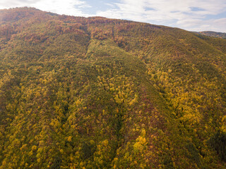 Obraz premium Autumn time in Bulgaria, mountains, Drone view 