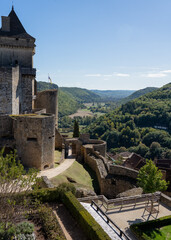 Fototapeta na wymiar Castelnaud-la-Chapelle, 13th century chateau castle on the Dordogne river