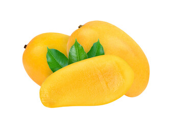 Fototapeta na wymiar mango isolated on transparent png