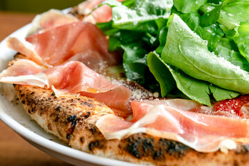 生ハムピッツァのアップ（pizza） 