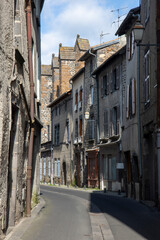 Fototapeta na wymiar rue de la ville de Saint-Flour dans le cantal en France