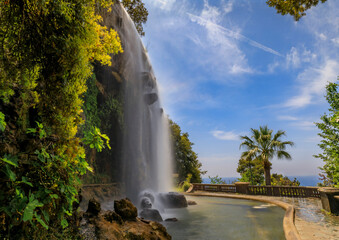 Waterfall at Castle Hill or Colline du Chateau in Nice, South of France - obrazy, fototapety, plakaty