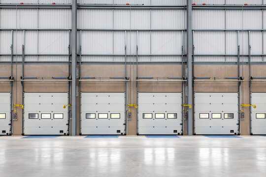Loading doors of a warehouse