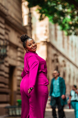 Fototapeta premium beautiful black girl traveling alone