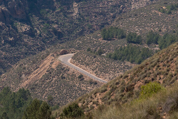 Fototapeta na wymiar road crossing the mountainside