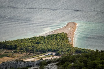 Papier Peint photo autocollant Plage de la Corne d'Or, Brac, Croatie La plage croate la plus célèbre Zlatni Rat photographiée depuis le plus haut sommet de l& 39 île de Brac, Croatie