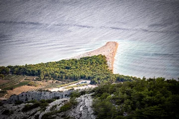 Photo sur Plexiglas Plage de la Corne d'Or, Brac, Croatie La plus célèbre plage croate Zlatni Rat photographiée de Vidova Gora, le plus haut sommet de l& 39 île de Brac, Croatie