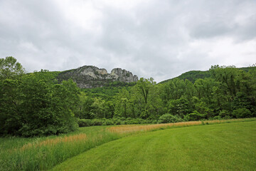Fototapeta na wymiar Panorama with Seneca Rocks - West Virginia