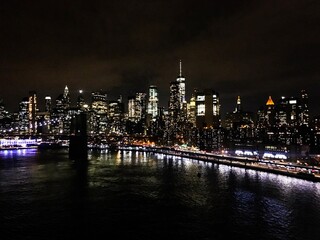 Fototapeta na wymiar NYC by night