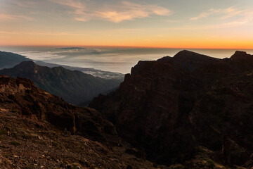 Obraz na płótnie Canvas Panoramic views from the Roque de los Muchachos of the Caldera de Taburiente National Park, the Cumbre Vieja Natural Park, Tenerife, La Gomera and El Hierro on the island of La Palma. Canary Islands. 