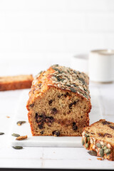 Banana bread plumcake