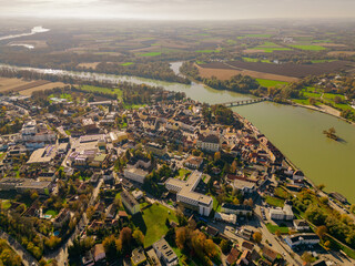 Schärding im Herbst von oben