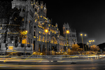 Palacio de Comunicaciones de Madrid por la noche