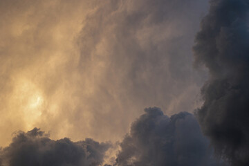 Fototapeta na wymiar Sky with heavy clouds in the evening