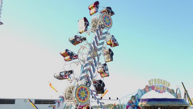 Fair Carnival Ride The Zipper