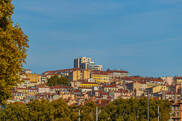 paysage urbain de la ville de Lyon en automne