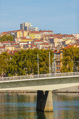 paysage urbain de la ville de Lyon en automne