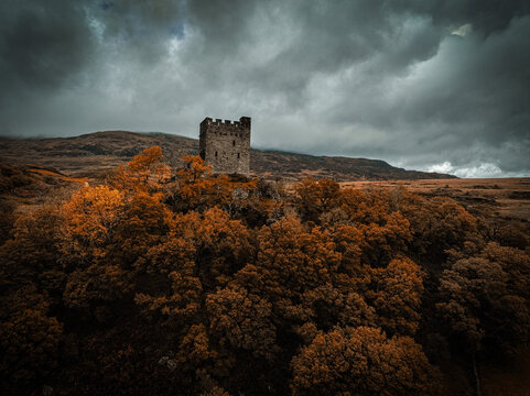 ruins of Dolwyddelan castle