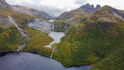 Fototapeta na wymiar Lofoten, die spektakuläre Kulissen Norwegens