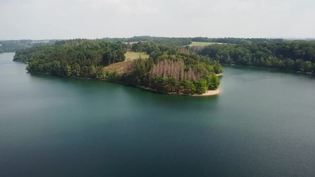 Bevertalsperre im Sommer - Drohne &uuml;ber Wasser & Wald | Natur Landschaft