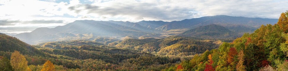 Amazing autumn colors in Great Smoky Mountains