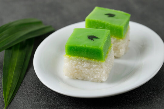 Seri Muka Kuih also known as the Pandan Custard Cake.