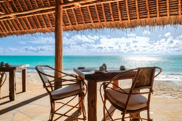 Photo sur Aluminium Zanzibar Restaurant on the ocean
