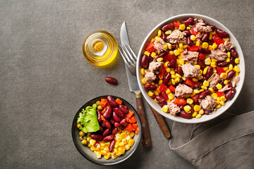 Tuna mexican corn salad