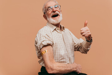 Peple gettig vaccine for covid-19 virus, vaccination against coronavirus © oneinchpunch