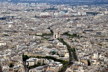 Plakat Aerial view of Paris with the Triumph arc in the center
