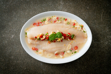 Steamed Fish in Spicy Lemon Sauce