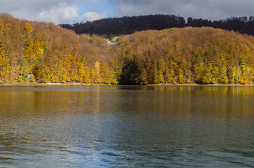 Jezioro solińskie  © wedrownik52