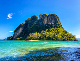 Naklejka premium Koh Phak Bia island in Krabi province, Thailand