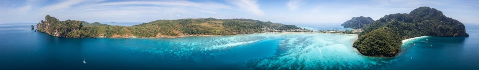 Obraz premium Aerial view of Loh Dalum and tonsai beach in koh Phi Phi islands, Krabi, Thailand