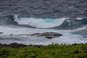 残波岬の風景 海と空と波