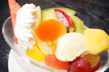 Pudding a la mode, Fruits Cream Parfait - プリンアラモード	
