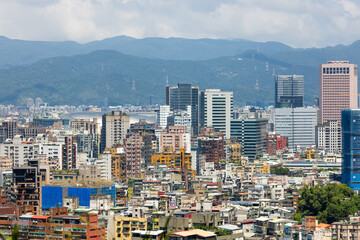 Fototapeta na wymiar Taipei city skyline