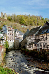 Fototapeta na wymiar Impressionen aus der Stadt Monschau (Eifel)
