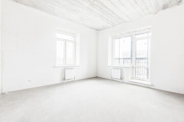 Fototapeta premium interior of the apartment without decoration in gray colors