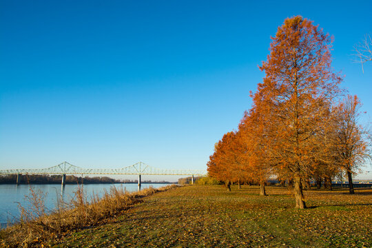 View to the Mississippiriver and the bridge from the confluence point