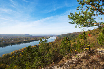 Fototapeta na wymiar autumn landscape of the Dniester river