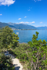 Fototapeta na wymiar Blick auf den Langensee (Lago Maggiore)