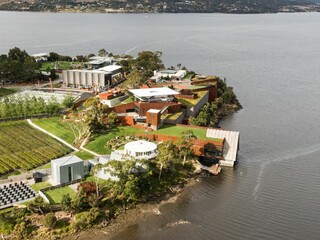 Naklejka premium Beautiful view over the Mona Art Museum Hobart in Tasmania by water, Australia