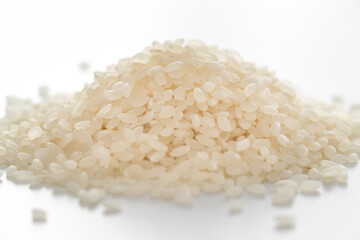 生の白い米粒