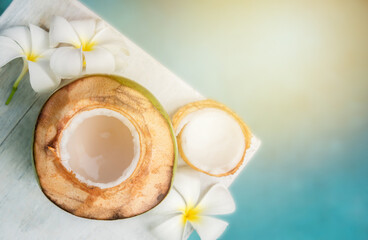 coconut juice . Fresh coconut water, young coconut drink.