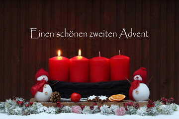 Fotoserie für die Adventszeit: Zweiter  Advent mit roten Kerzen lustigen Schneemännern und...
