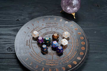 Zodiac horoscope with divination dice