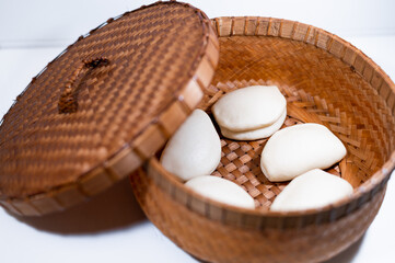 bao bread buns basket wood japan chinese dish